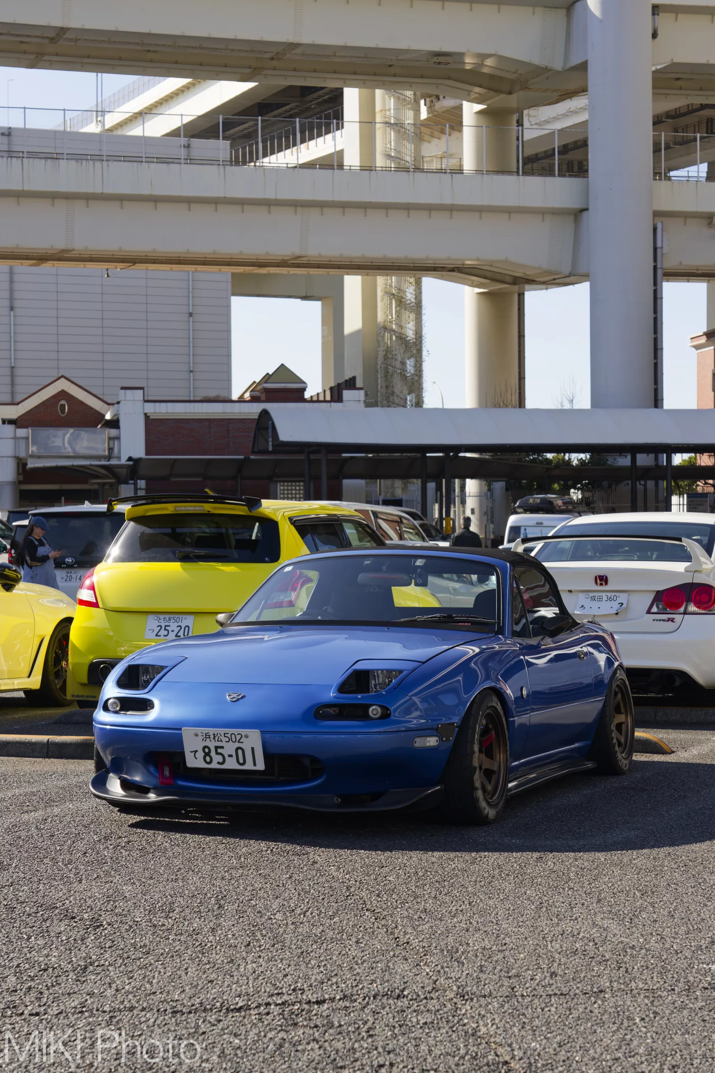 Sunday Morning at Daikoku